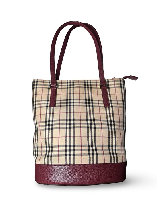 Burberry Handbags - BURBERRY zip top nova check tote - leather handles and trim - pre loved vintage
